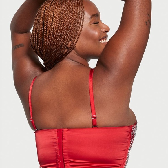 Victoria secret intimates & sleepwear shop